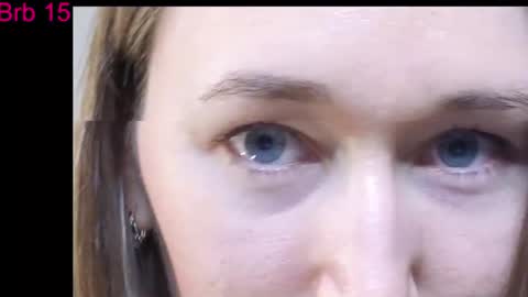 Snapshot of model_10 chatting on November 16, 2025, 9:42 pm Tatiana online show from November 16, 2025, 9:42 pm