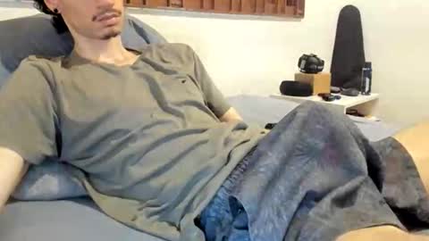 DigBreed online show from April 2, 2026, 12:30 am