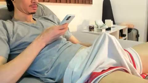 DigBreed online show from June 5, 2026, 3:24 am
