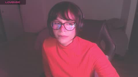 Snapshot of modjo_ chatting on October 5, 2025, 4:44 am Modjo online show from October 5, 2025, 4:44 am