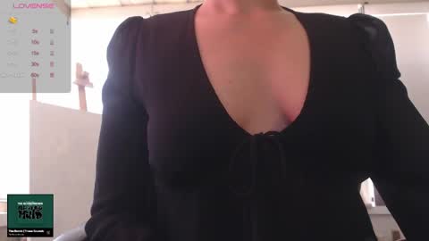 Snapshot of modjo_ chatting on May 29, 2026, 9:57 pm Modjo online show from May 29, 2026, 9:57 pm