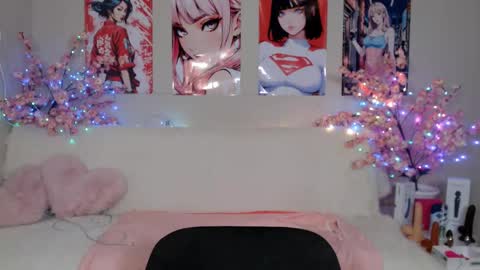 Molly online show from April 16, 2026, 4:35 am