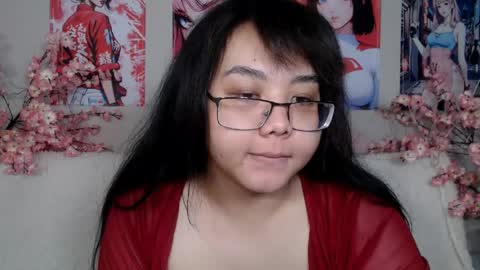 Molly online show from June 7, 2026, 4:05 am