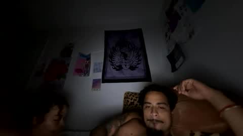 Snapshot of moexdesires chatting on April 30, 2026, 3:35 am moexdesires online show from April 30, 2026, 3:35 am
