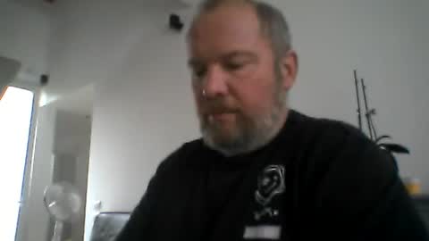 mofu781s online show from September 23, 2025, 7:33 am