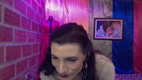 moira_hot online show from December 5, 2025, 6:37 pm