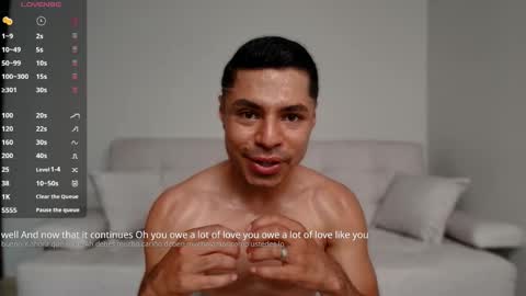 Moisex online show from April 10, 2026, 7:40 pm