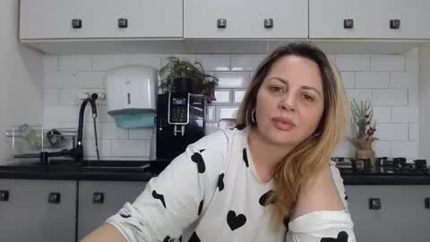 erika online show from February 17, 2025, 1:10 pm