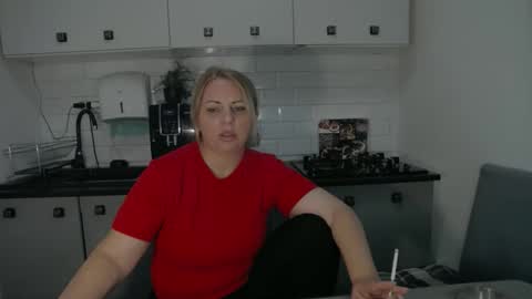 erika online show from September 29, 2025, 9:58 am