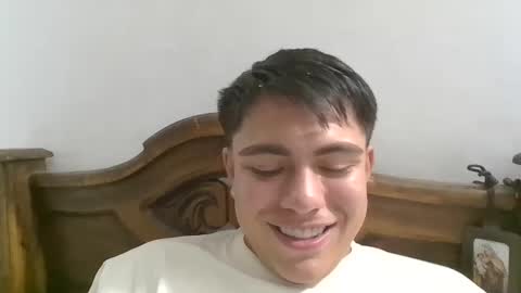 molimoli08 online show from December 5, 2024, 11:51 pm