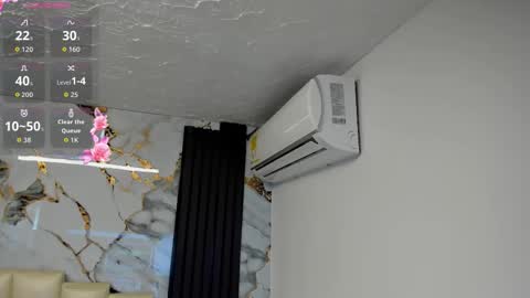 Hey Guys  Im Mollie online show from October 5, 2025, 12:36 pm