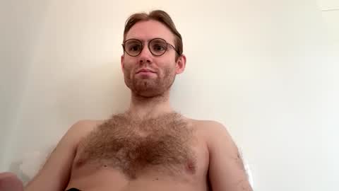 molliter online show from March 27, 2026, 12:05 pm