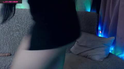 Molly1sex online show from April 16, 2026, 1:45 pm