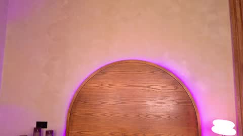 Molly Jackson online show from May 16, 2026, 1:02 am