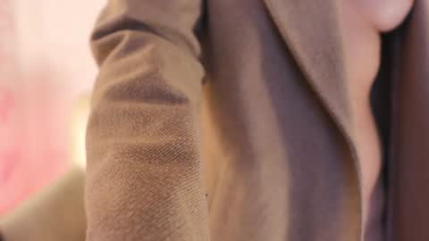   MOLLY   online show from January 17, 2025, 6:02 pm