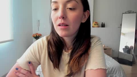   MOLLY   online show from March 4, 2025, 9:11 pm