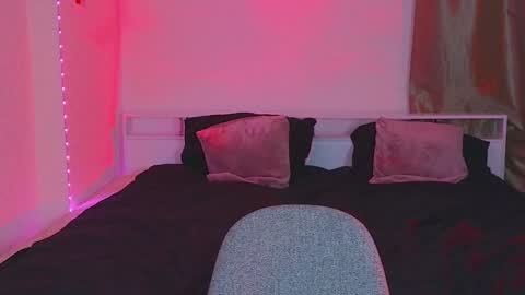 molly_millerr online show from December 28, 2024, 5:46 pm