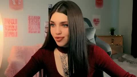 Molly online show from April 3, 2026, 4:32 am