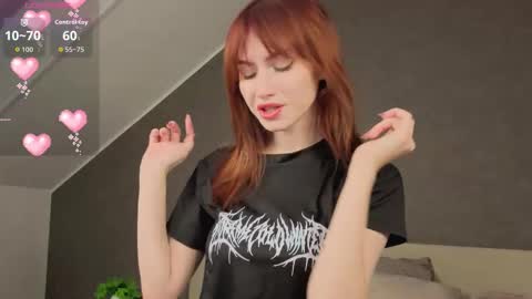 Molly online show from September 14, 2025, 1:38 am