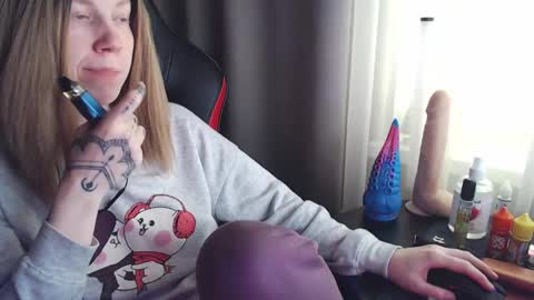 I have new photos come and see with love Molly online show from March 7, 2025, 7:30 am