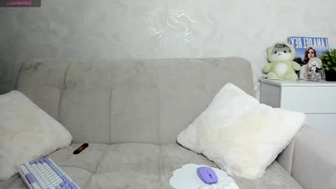 Snapshot of molly_sweetbaby chatting on December 12, 2024, 3:48 pm Ill tell you when were private online show from December 12, 2024, 3:48 pm