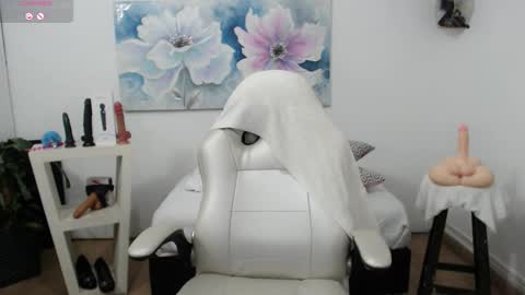 Celeste online show from March 6, 2025, 12:21 am