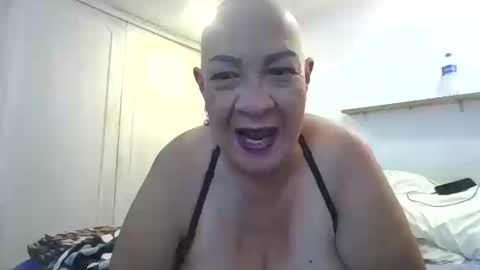 nativa online show from October 15, 2025, 4:01 am