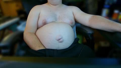 momentofs123 online show from December 16, 2025, 5:45 am