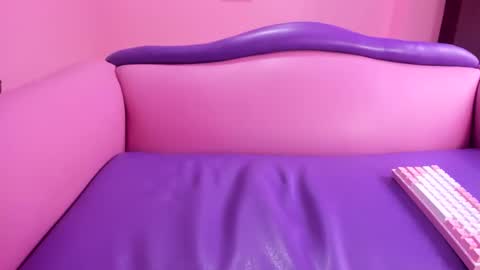 Snapshot of mommy_dirty_squirt chatting on January 22, 2025, 11:56 am carolina online show from January 22, 2025, 11:56 am