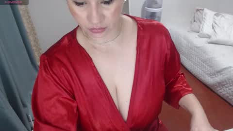 Daphne  online show from February 17, 2026, 12:56 pm
