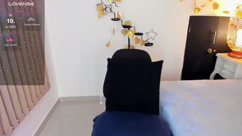 Kendall Evanz online show from December 5, 2024, 1:36 am