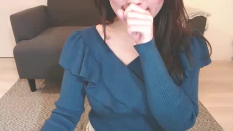 Momo online show from December 20, 2024, 7:17 pm