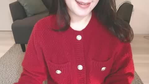 Momo online show from February 15, 2025, 1:42 am