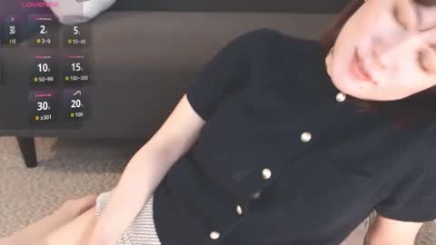 Momo online show from June 7, 2026, 7:23 am