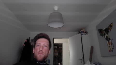 moms_little_monster online show from January 10, 2025, 9:34 am