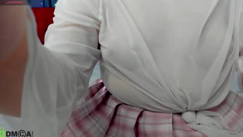 Snapshot of mon1ca_jones chatting on February 20, 2026, 9:10 am mon1ca_jones online show from February 20, 2026, 9:10 am