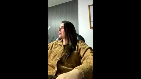 Snapshot of mona28__ chatting on September 18, 2025, 11:23 am Mona online show from September 18, 2025, 11:23 am