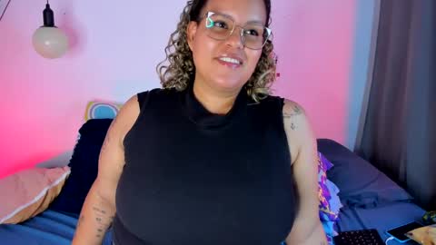 Snapshot of monica_bbw_ chatting on February 17, 2025, 9:41 pm aleja independent model online show from February 17, 2025, 9:41 pm