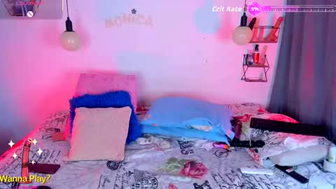 aleja      independent model       online show from January 5, 2026, 9:07 pm