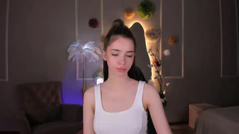 Snapshot of monica_venom chatting on June 5, 2026, 2:23 pm Hi Im Monica online show from June 5, 2026, 2:23 pm