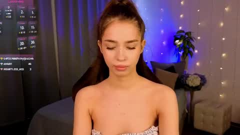 Snapshot of monica_venom chatting on June 10, 2026, 1:54 pm Hi Im Monica online show from June 10, 2026, 1:54 pm