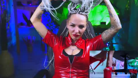 Monika online show from March 4, 2025, 7:43 pm