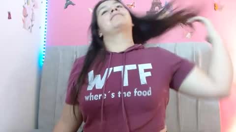 monickhot303av online show from March 6, 2025, 3:02 am