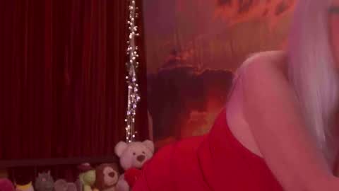 Monika    online show from March 16, 2026, 2:17 am