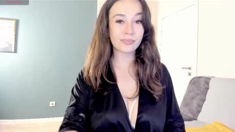 Monika online show from September 21, 2025, 4:19 pm