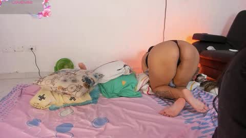 monikk__harrison online show from February 9, 2026, 12:42 pm