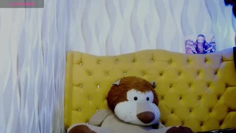 Monica online show from February 24, 2025, 4:04 pm