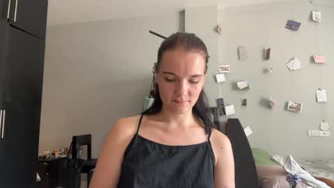 Rose online show from April 12, 2026, 3:22 am