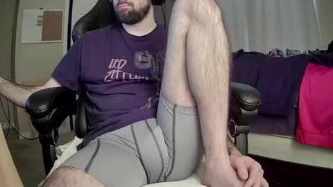 Snapshot of monkey_4u chatting on December 12, 2024, 7:15 pm monkey_4u online show from December 12, 2024, 7:15 pm