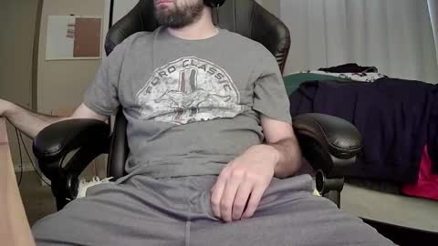 Snapshot of monkey_4u chatting on January 18, 2025, 8:40 pm monkey_4u online show from January 18, 2025, 8:40 pm